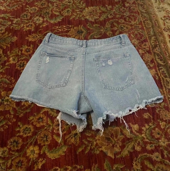 Bundle 3 for $25 / Rue 21 shorts - Picture 2 of 4